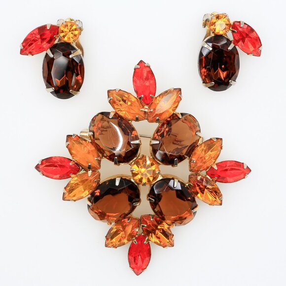 Vintage UV Glow Autumn Tones Rhinestone Brooch and Clip On Earrings Set 1960s - Picture 1 of 8